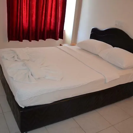 Mitos Bed & Breakfast 2*